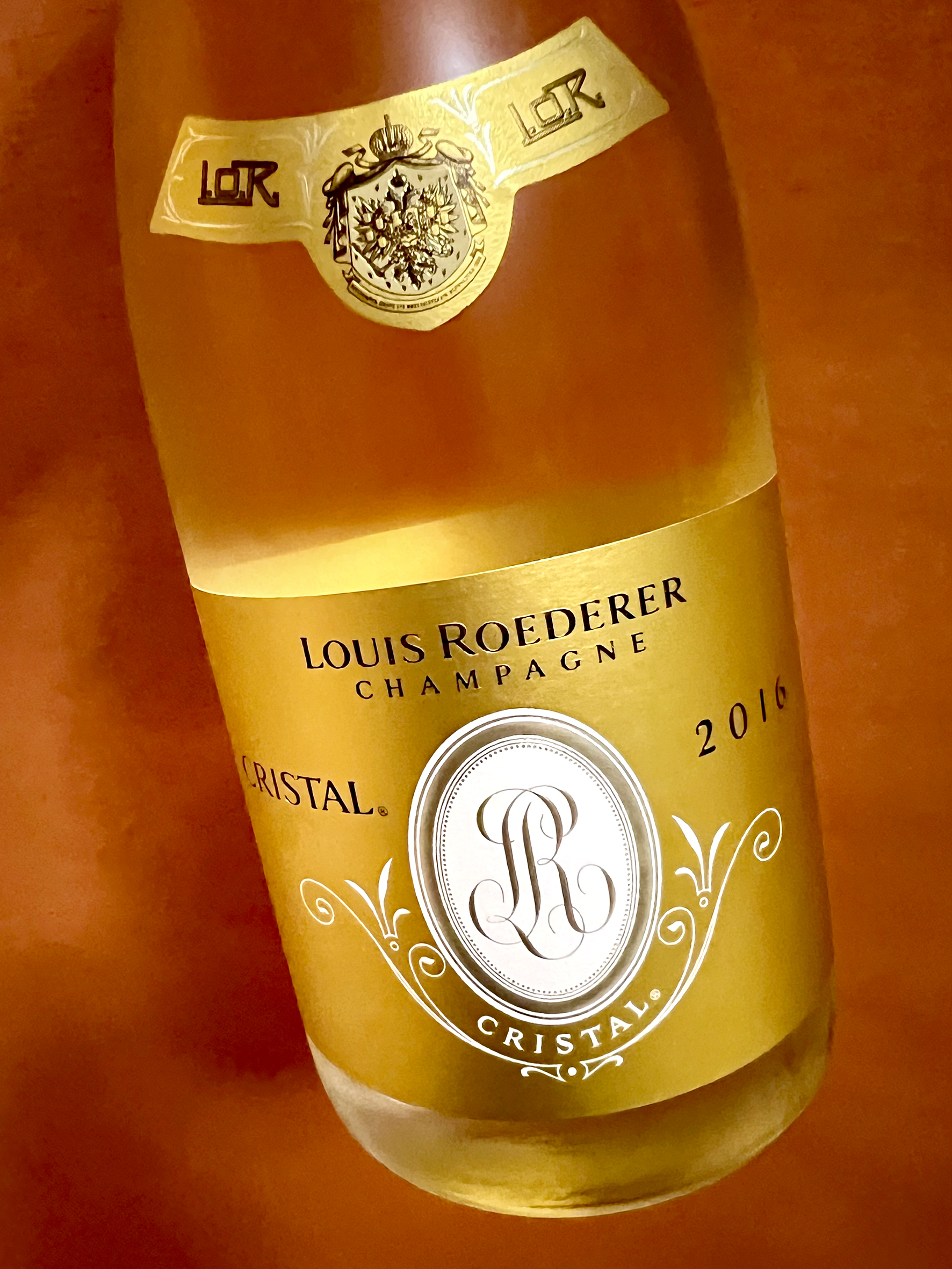 ルイロデレール クリスタル 2016 楽天市場】ルイ・ロデレール クリスタル[2016][化粧箱入り